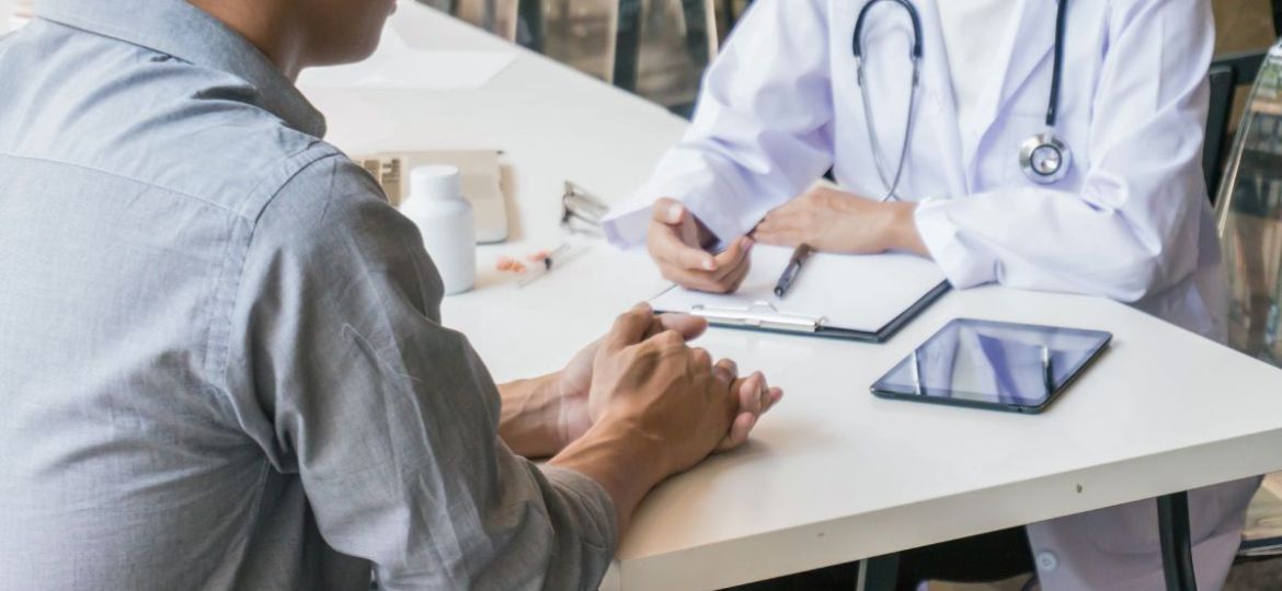The injured person consulted a doctor.